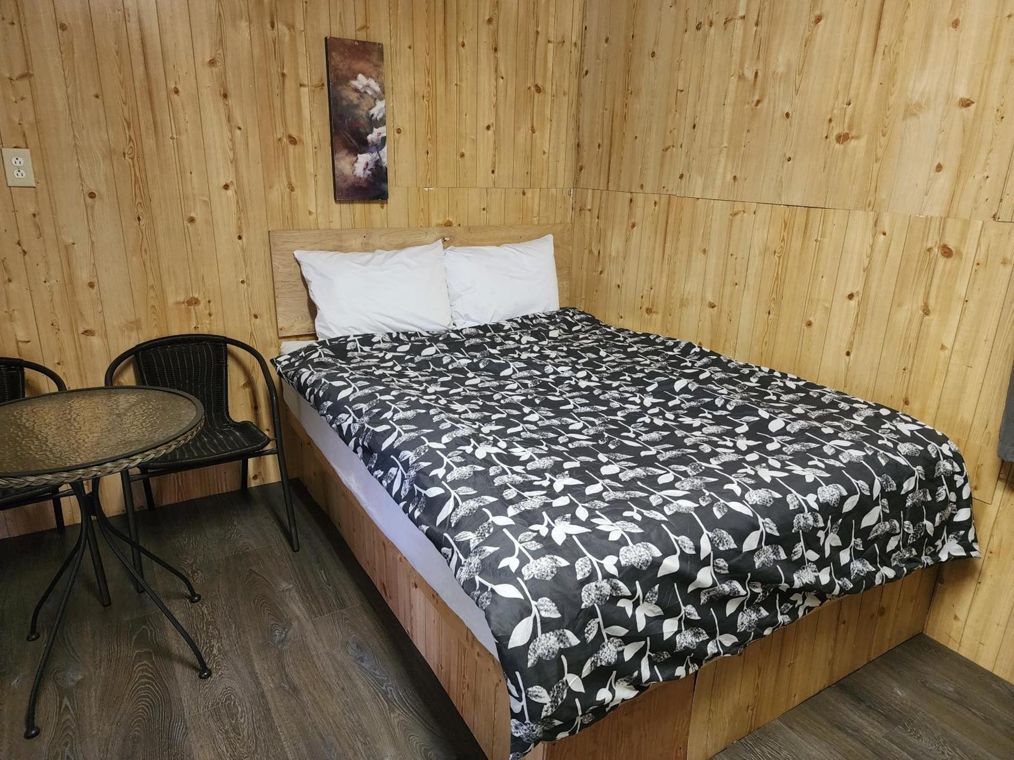 Oakhill Pines Campground Bridgewater Eksteriør billede